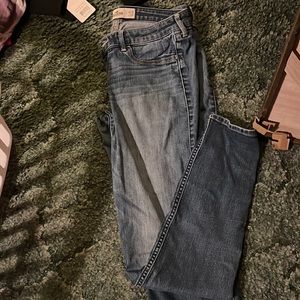 Hollister skinny jeans